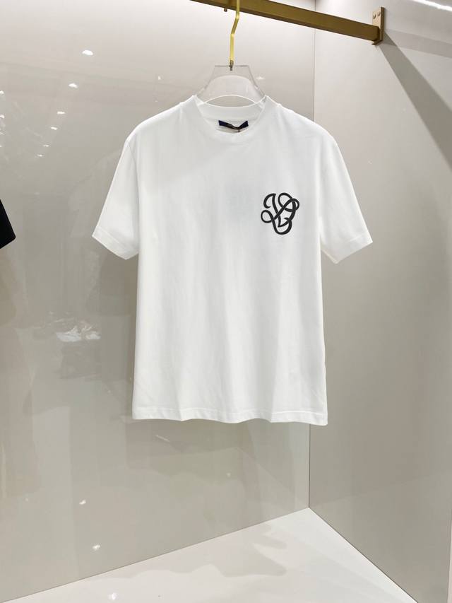 罗意威 2025早春 最新款短袖T恤，原标 定制面料，手感柔软，穿着舒适，做工精细.上身效果无敌帅气， 码数 S-2Xl