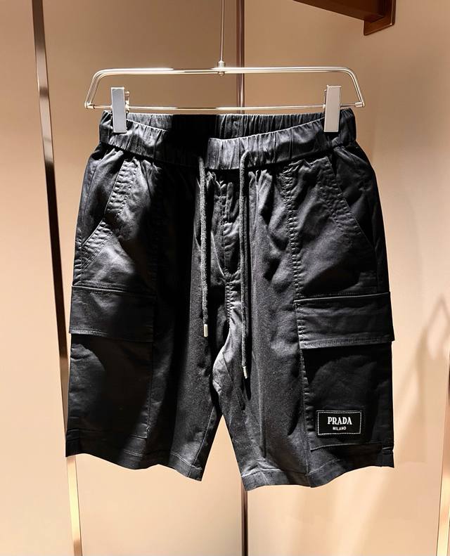 Pra*Da普*达 2025春夏新款男士休闲短裤，高端品质之选 一款休闲裤兼备的百搭裤装，也是男士衣橱里不可缺少的搭配神器，属于实穿型的经典款式！整条休闲裤的设