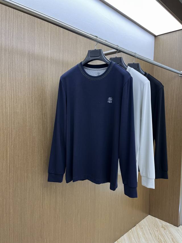 秋冬 Bc秋冬Bc打底衫 选用超柔双面棉 面料细腻柔软上身舒适 简约时尚 Fjj适配商务、休闲等多种场合 码数48-56