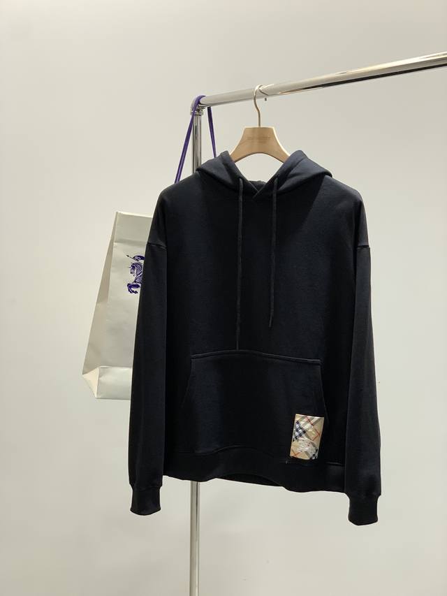 Burberry 巴宝莉，2025秋季最新品，专柜同步有售，原单狠货，时尚休闲连帽卫衣，进口原版面料，上身舒适透气，顶级刺绣工艺字母图案装饰Logo，档次极高，