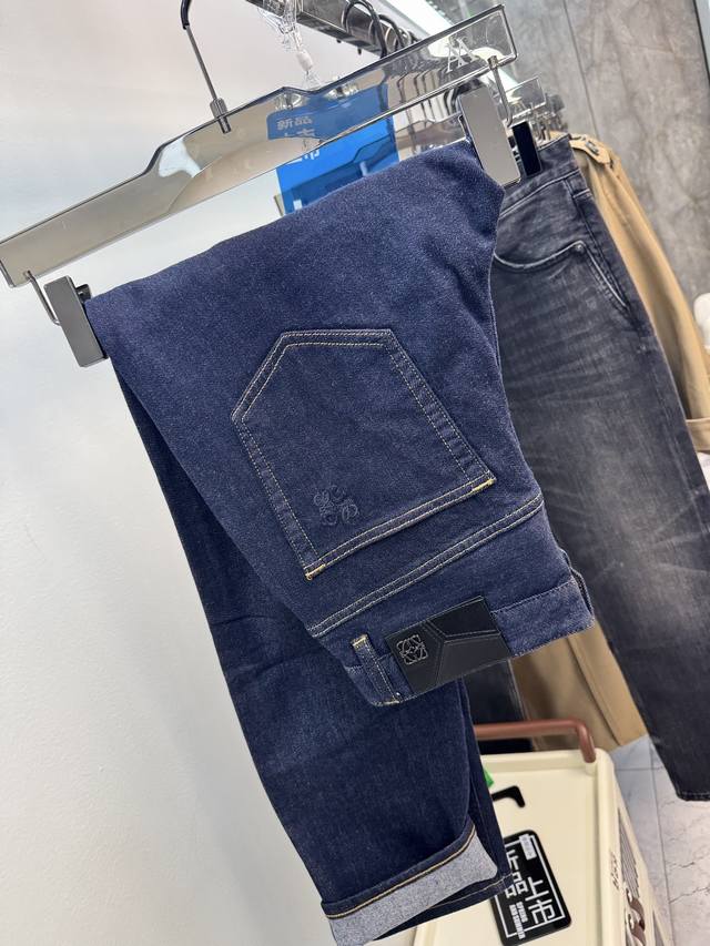 Loewe罗意崴25色织订制不褪色牛仔 奢华感25 Ss官网专柜重磅强烈推荐 复杂工艺工艺+洗水外贸品质感细节处理满满到位 潮流色系不掉色奢华感细节五金辅料一一