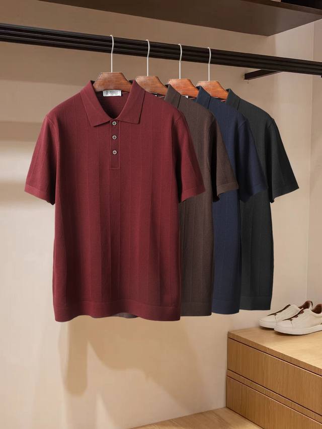 Brunello Cucinelli秋冬新品翻领短羊毛毛衣 颜色：枣红 咖 上青 黑Fzl 码数：M-3 Xl 型号：5066014