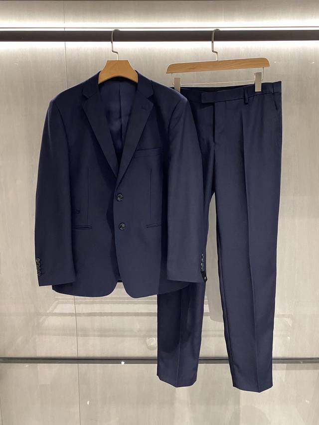 新品 H 马家男士高端商务羊毛西服套装 专属收纳袋装 贸易公司渠道臻品，高奢顶尖品鉴货，24年F W秋冬官方新品，年度殿堂级Top产物！！ 极为奢华的一款白金级