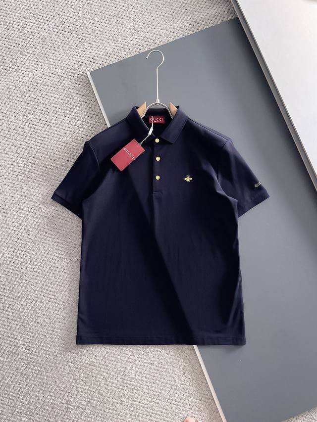 新品上市 古驰 2025Ss夏季新款字母Logo男士翻领Polo衫！经典商务男款，高端男装的天花板级别的商务男款！简约时尚大气不失优雅，单穿内搭体面过人，品质控