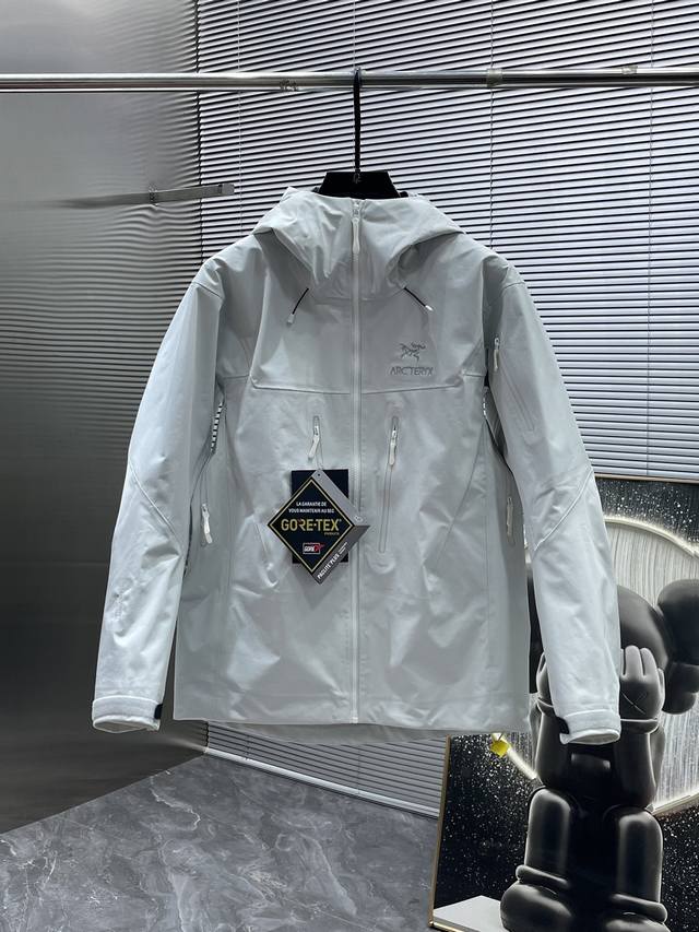 七代冲锋衣 顶级全溢胶版本 Arcteryx 始祖鸟 Alpha系列 Sv 第7代 Gore-Tex Pro 刺绣Logo图案休闲运动连帽拉链硬壳冲锋衣 Gor