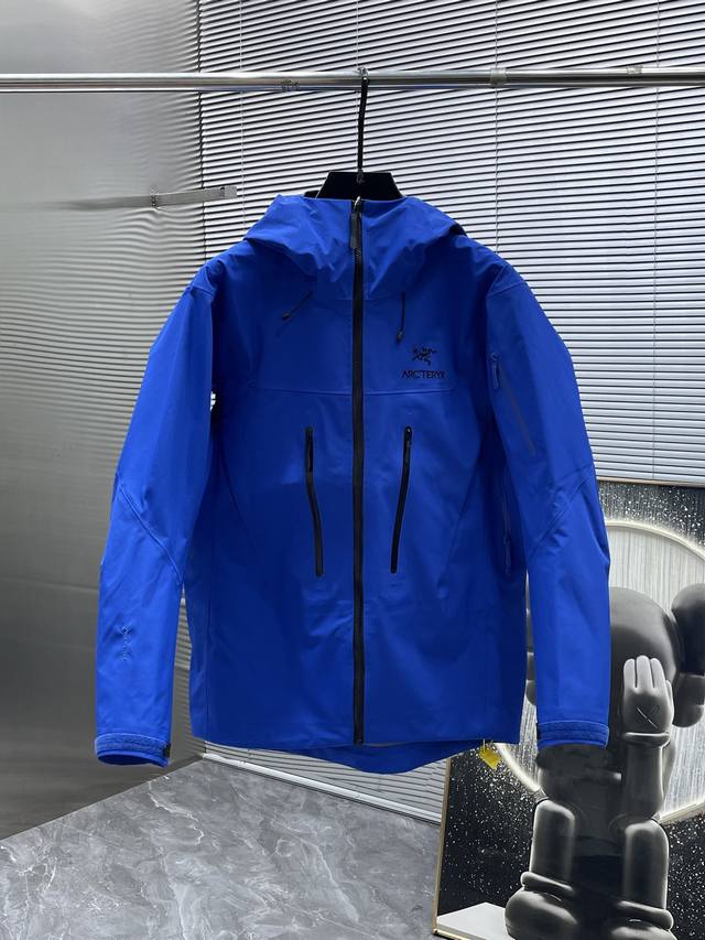 七代冲锋衣 顶级全溢胶版本 Arcteryx 始祖鸟 Alpha系列 Sv 第7代 Gore-Tex Pro 刺绣Logo图案休闲运动连帽拉链硬壳冲锋衣 Gor