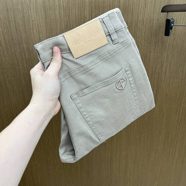 秋冬 Aj 高端定制品质 25Ss秋冬最新款原单牛仔裤 柜台同步发售 原版定制复刻 客供五金辅料 原单品质 进口牛仔面料重工洗水 做工走线精细 上身绝佳，优选单