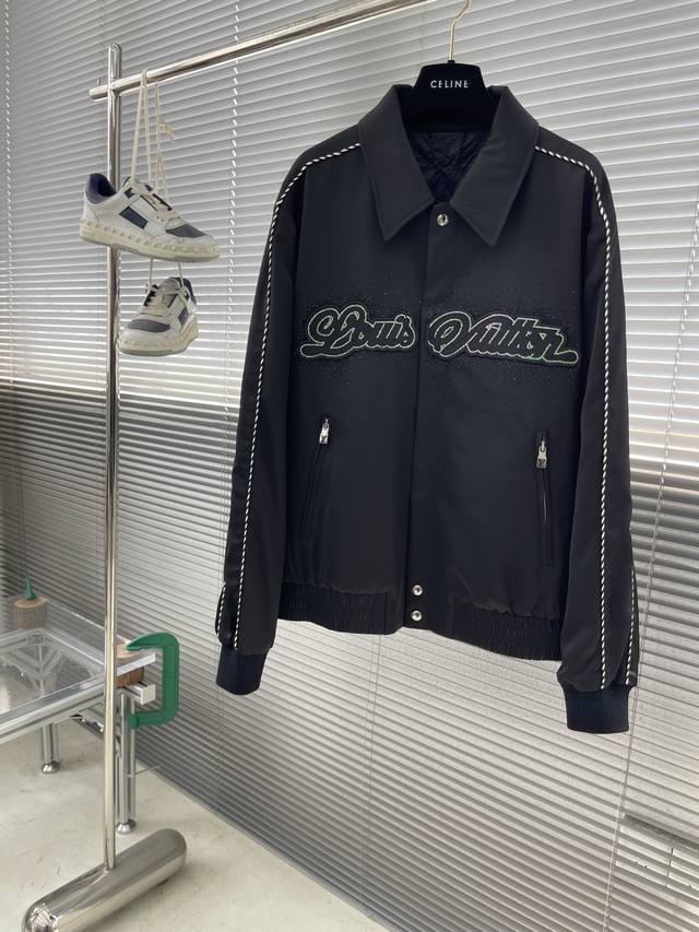 驴牌 25秋冬上新棒球服 进口面料 定制五金 时尚百搭 上身效果非常漂亮 明星同款 专柜同步 码数：48-56 M-3Xl