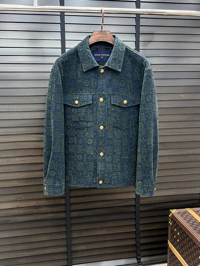 C-46 2025秋款新款牛仔夹克 原版1:1订制五金配件全进口原版定制 欢迎专柜对比 超柔软 超级重工 面料做工杠杠的版型完美 注意面料超舒服 独家款 非市场
