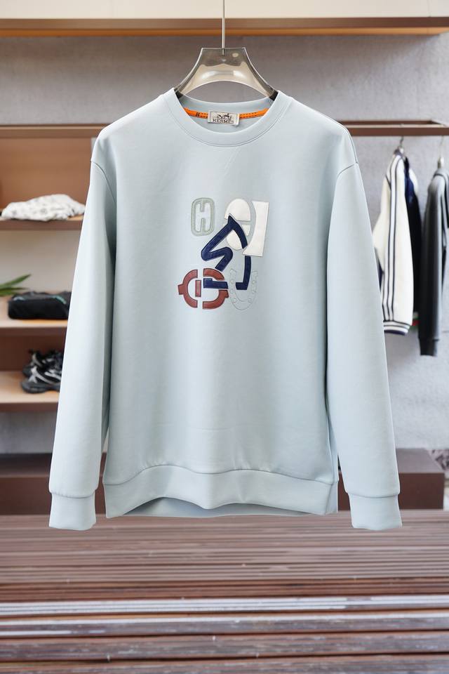 Hermes爱马仕-2025早秋 新款卫衣，高品质，顶级版本贸易公司渠道订单，海外精品独家限定发售，经典即永恒，入手绝对值的！胸前激光切皮Logo难度系数极大，
