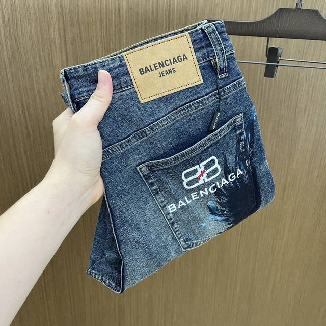 调价 新款 Bbg 高端定制、2025早春最新款牛仔裤 柜台同步发售 原版定制复刻 客供五金辅料 原单品质 进口牛仔面料重工洗水 精品皮牌 做工走线精细 上身绝