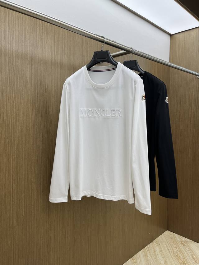 秋冬 Mon 2540S秋冬新品长袖T恤 、圆领独家定制丝光棉棉面料，明星最爱时装味休闲简单大方 品牌Logo设计 工艺设计,干净利落剪裁 都市风十足 可供独家