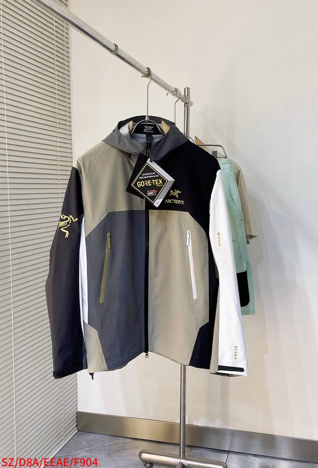 F904 Sz Arc‘Teryx X Beams Beta Jaet22Fw全身压胶日本限定最新拼色户外机能硬壳压胶 联名色彩概念以“地球，大地，矿物，鸟瞰”