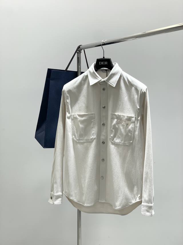 衣服 ，裤子 ，Dior 迪奥， 2025秋季新品，专柜同步有售，简约时尚休闲套装，原版进口面料，舒适透气，顶级刺绣工艺字母图案Logo，原版五金辅料装饰，档次
