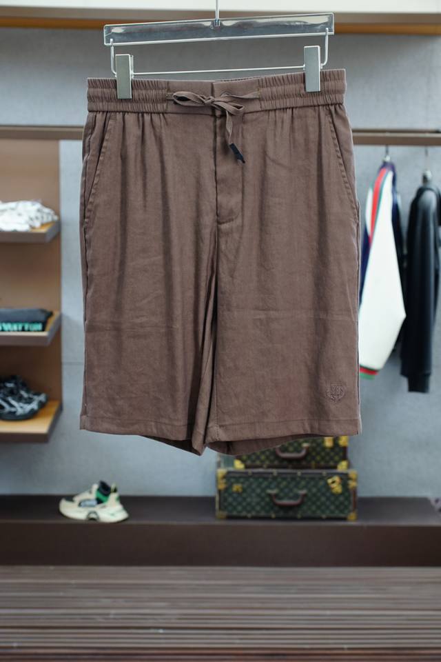 Loro Piana Ss25 春夏男装现货 春夏新品亚麻质地系列时尚休闲百搭男士短裤，采用优质100%亚麻面料，面料细腻透气性强，简约大气上档次 超级无敌百搭