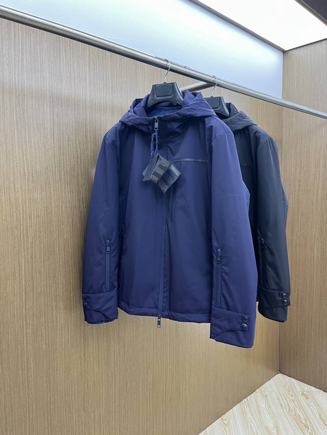 秋冬 Pd 秋冬Prada户外连帽棉服 面料防风保暖 定制五金 细节满满 Fjj上身舒适且立挺有型 码数：48-56