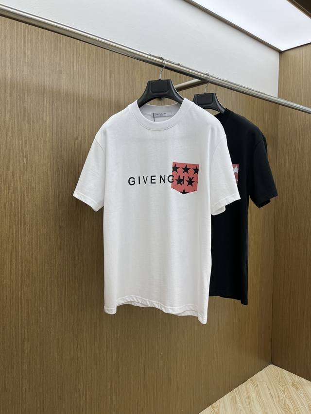新品 Gvc 2540春夏新款男女同款短袖圆领T恤，极具个性高级风，标志Logo印花工艺设计！定制纯棉面料！一款简约高级的时尚单品，穿搭魅力十分高级不俗的时尚产