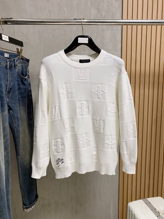 Lv25Ss秋冬 新品 毛衣专供狠货，进口原版科技羊毛精纺！精细针织一体，色彩混织纯手工技艺呈现 档次极高，凸显衣着品味与奢华 工艺精湛！定制原版工艺螺纹上身帅