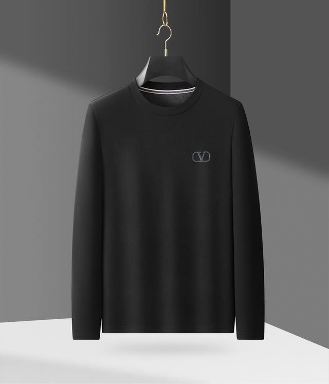 2025秋冬新品登场！ 码数:M.L.Xl.Xxl.Xxlbrb 颜色: 黑色，青灰色，深空灰色 高品质加厚双面绒，面料添加羊绒蛋白纤维，严冬中将体温牢牢紧锁于