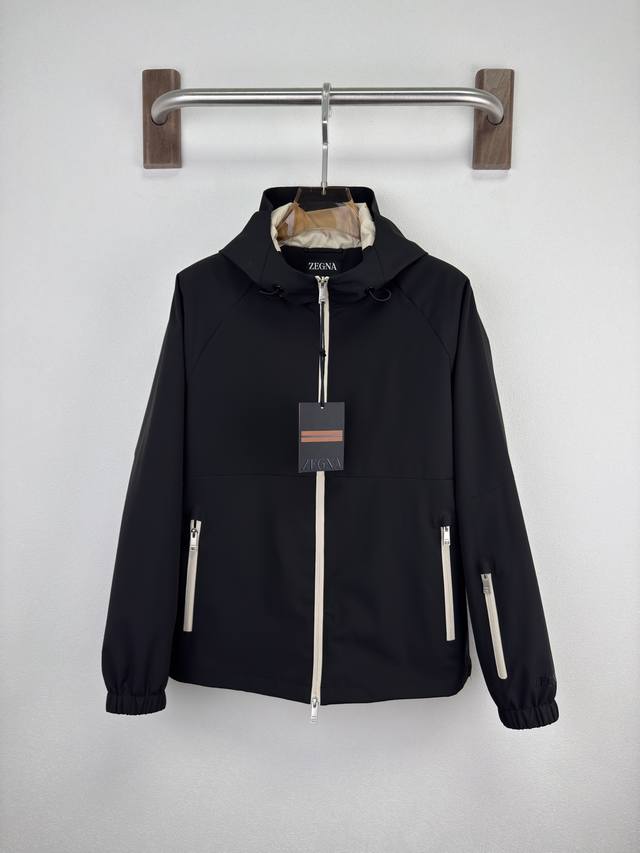 Zegna 25Fw秋冬新品薄棉服夹克，奢华压胶设计，高端品相。低调沉稳尽显高贵。 黑色 M-3Xl 48-56码