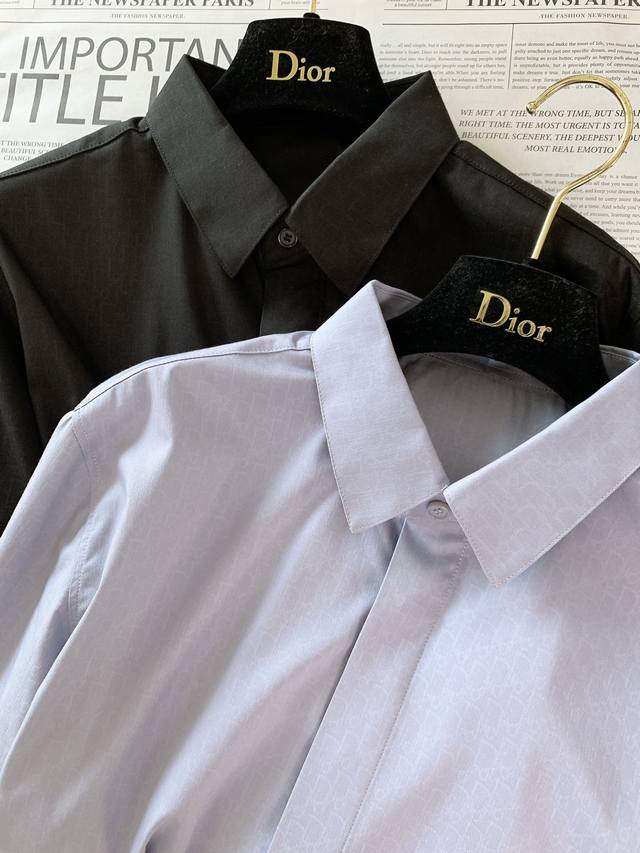 Dior Homme 迪奥 桀傲 2025Fw早秋新品 Oblique满印暗纹衬衫 经典版型衬衫怎么穿都好看，Cd衬衣很讲究品质，经典的款式每年都是爆款 客供御