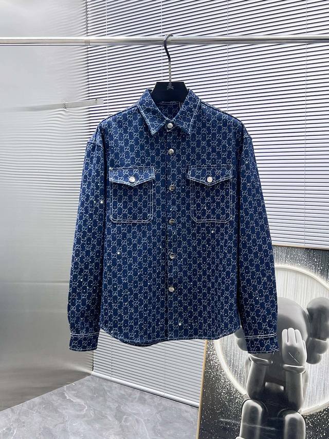 古奇 Gucci 2025Ss新款长袖 牛仔 衬衫 衬衣，高端版本！专柜定制面料 透气舒适度高，细节无可挑剔，品牌元素设计理念，体现高品质。手感细腻柔软！呈现休