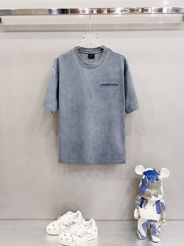 Balenciaga 巴黎世家320克洗水短袖T恤 前后幅精致重工艺绣花字母Logo简约标识 官方同步 1:1原版开模 时尚个性 百搭潮流 纯原品质 原版洗水面