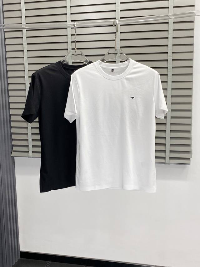 Armani阿玛尼独家专供新款原单男士休闲春夏短袖 高端 高端版本 时尚百搭爆款进口面料 手感超柔软细腻 穿着亲肤舒适 高端精品 代工厂P精细做工 上身非常赞