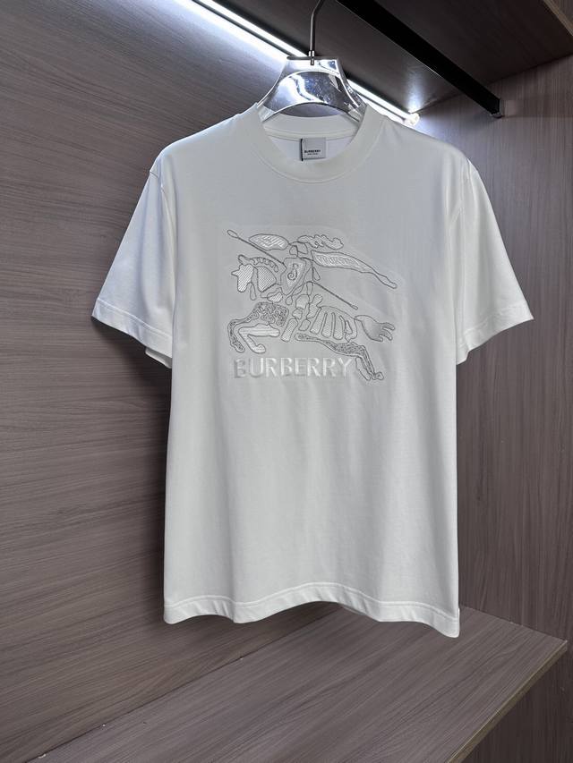 Bbr巴家25Ss夏季最新款短袖圆领T恤 高端订制 设计前卫时尚！品牌字母Logo重工艺设计 高端定制240克面料.手感柔软.穿着舒适.专柜级别精致车线. 颜色