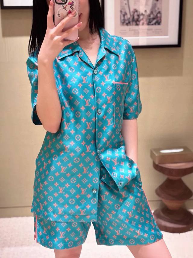 上衣 裤子 Lv