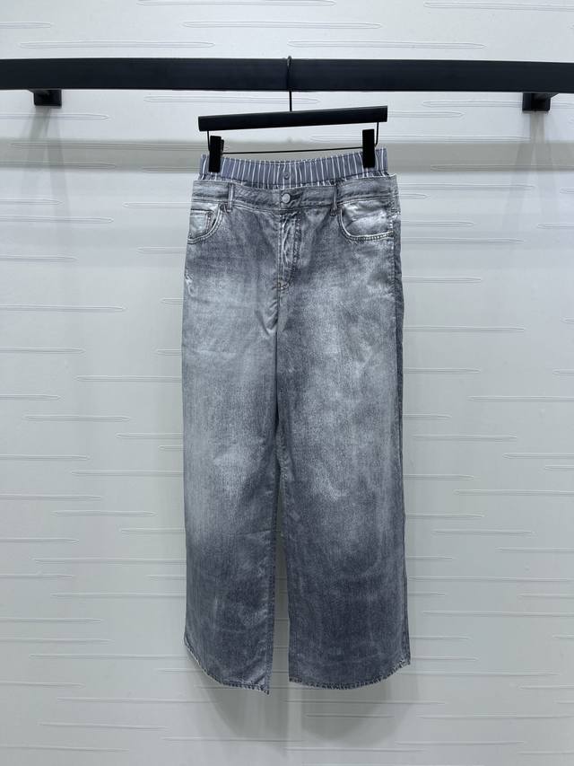上新原单高端品Acne Studio*2025早秋最新系列！竖条纹拼接牛仔直筒裤！定制进口斜纹棉牛仔材质 挺括舒适有型 多重酵素水洗工艺处理 呈现复古色系 高腰