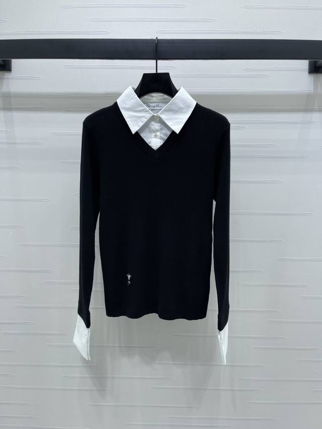 上新原单高端品质 Dio* 2025早秋最新系列！假两件针织长袖！定制进口羊毛混纺材质织造 质感细腻 假两件叠穿版型 内里翻领针织长袖利落剪裁 半开襟细节随意调