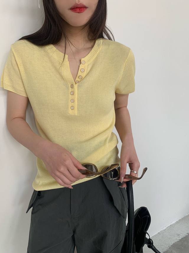 纯色半开领短袖针织衫新款短款显瘦百搭薄款T恤上衣潮 成分：53.9%腈纶，37.0%莱赛尔，9.1%亚麻