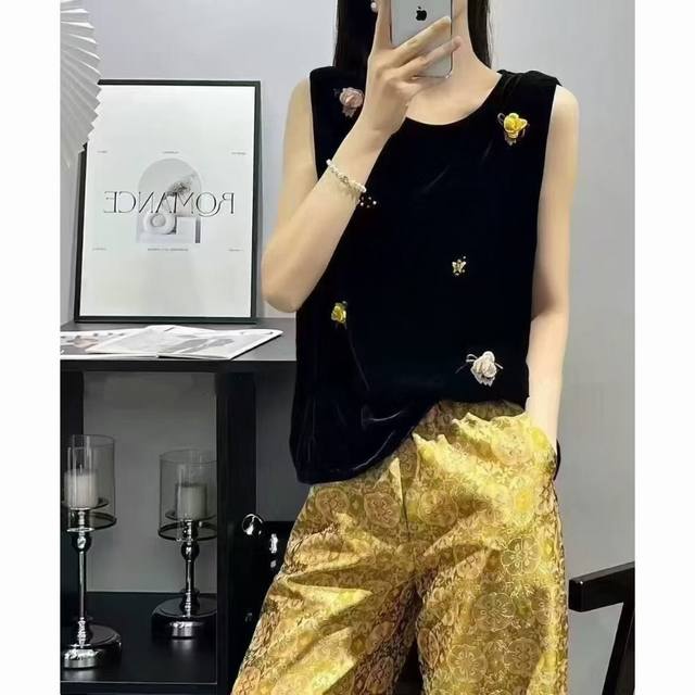 真丝丝绒立体花朵上衣 M-Xxl