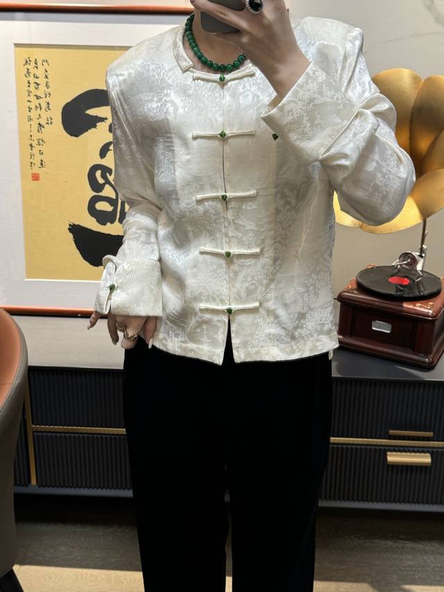 爆款防晒开衫，百搭款。