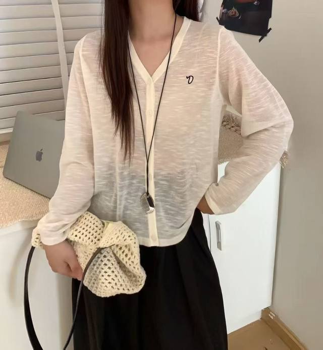 韩系新款V领纯色简约百搭针织开衫上衣时尚洋气百搭