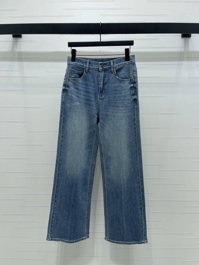 上新原单高端品质 Ysl* 2025早秋最新系列！插色直筒牛仔裤！定制斜纹棉牛仔材质 面料柔软舒适 透气性好 反复酵素水洗工艺处理 不易染色脱色 关节皱褶处模拟
