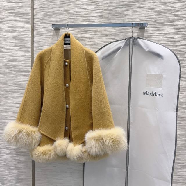 原单品质渠道狠货Max Mar*A双面羊绒大衣 高衣品的宝宝 30％羊绒+70％羊毛+袖口可拆卸狐狸毛。纯手工制作！高品质、气质女神、优雅时尚的都市女性魅力 女