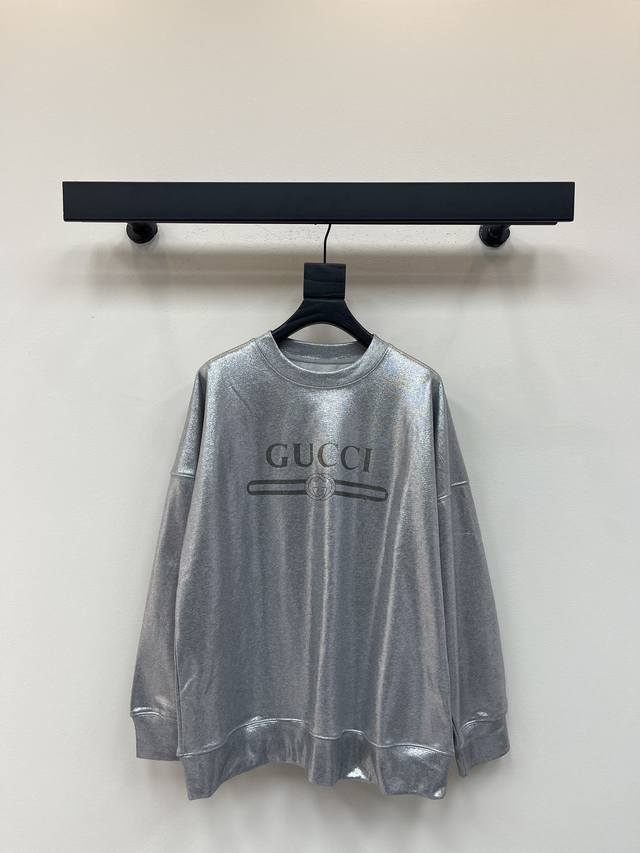 Gucc*25早秋新款重工印花卫衣 定制Yb原生全棉材质 透气舒适 质感十足 宽松圆领卫衣裁剪 凸显品牌格调 采用克重纯棉制成 垂坠感十足 呈现显瘦视觉效果 Y