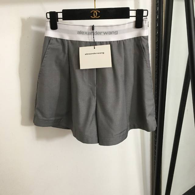 款号 5224 Alexander*大王家新款 字母织带高腰短裤 西裤，灰色，黑色，Sml， M码；腰围64弹力，长39 .