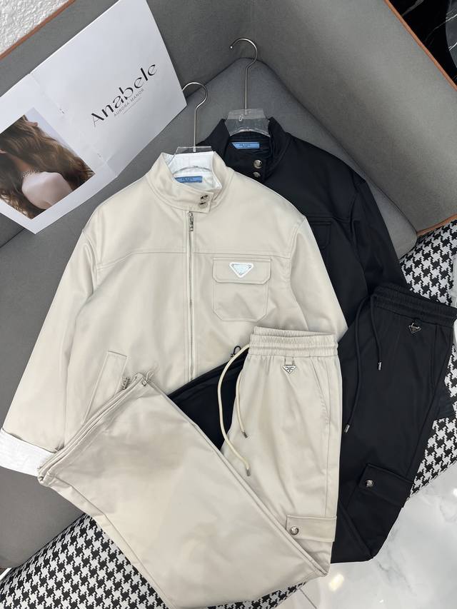 Prad* 25Ss新款夹克外套休闲裤套装 经典三角标装饰 版型超正 两色三码Smlp.