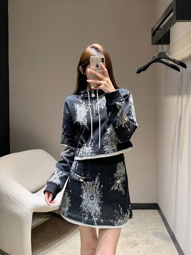 卫衣 半裙 Chane* 25B高级手工坊系列新款 烟花撞色连帽短款卫衣半裙套装丨独家Yb开发！高版出品！绝美小仙女白富美神器！减龄气质少女风，高级色调奢华又高
