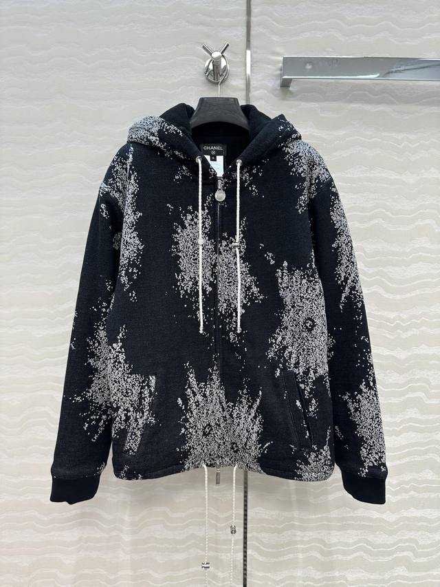 爆单推荐 原单品质Coco女孩25B烟花长款棉服外套！定制提花纯棉加绒卫衣面料搭配摇粒绒保暖厚实，气质连帽双拉链吊坠装饰，绝美小仙女白富美神器！减龄气质少女风，