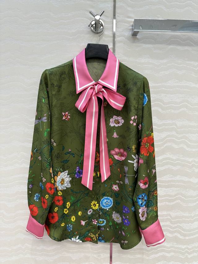 独家首发 原单品质Gg浪漫度假印花真丝衬衫！全定位对花工艺，16姆米 100%真丝斜纹绸质感超赞！气质翻领经典版型上身巨显瘦！撞色领袖飘带设计优雅时髦又高级的调