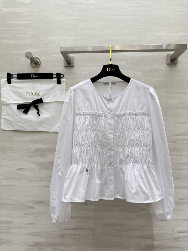Dio2早秋新款 重工打揽圆领长袖衬衣 高品质 现货来Size：S M L S码肩宽：37，胸围：86，衣长：52