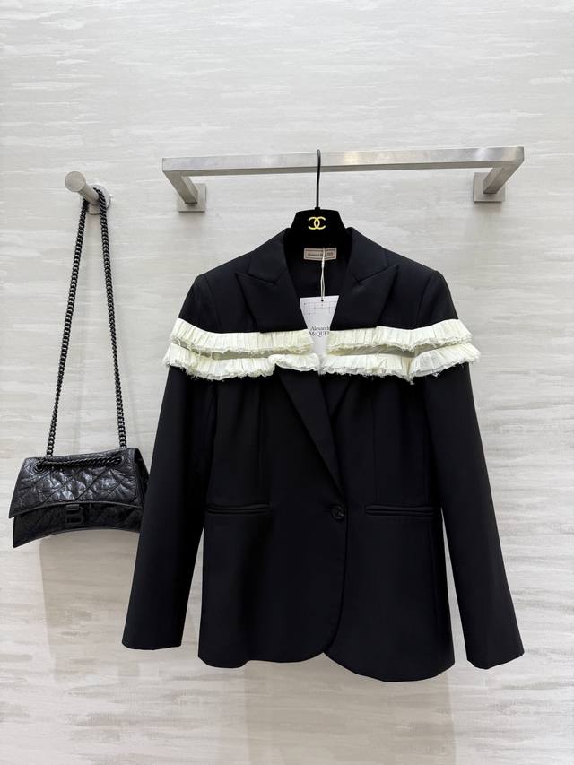 Alexander Mcquee2早秋新款 花边装饰设计西装外套 高品质 现货首发Size：S M L S码胸围：92，衣长：68