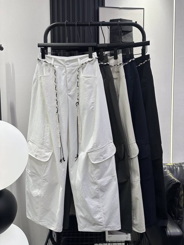 Balenciaga 巴黎世家-早秋新款 酷飒风多口袋美式工装裤 手工串珠腰带 版型微宽松 上身非常好看 慵懒感满满 时尚又洋气 五色 Smlxl