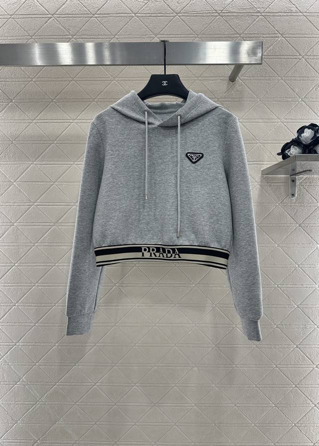 Prad* 2025新品上架 织带连帽卫衣长裤套装 定制Yb斜纹全棉材质 秋冬保暖套装 舒适好穿 挺括有型 连帽抽绳卫衣长裤套装 衣摆和裤腰呼应弹力织带 面料色