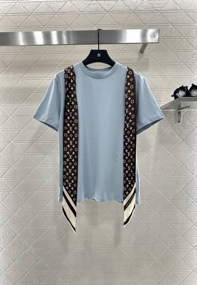 Louis Vuitto* 2025新品上架 真丝丝巾 定制Yb斜纹全棉材质 质感舒适细腻 透气十足 圆领短袖Tee版型 常规直筒弹力裁剪利落修身 通体素色百搭