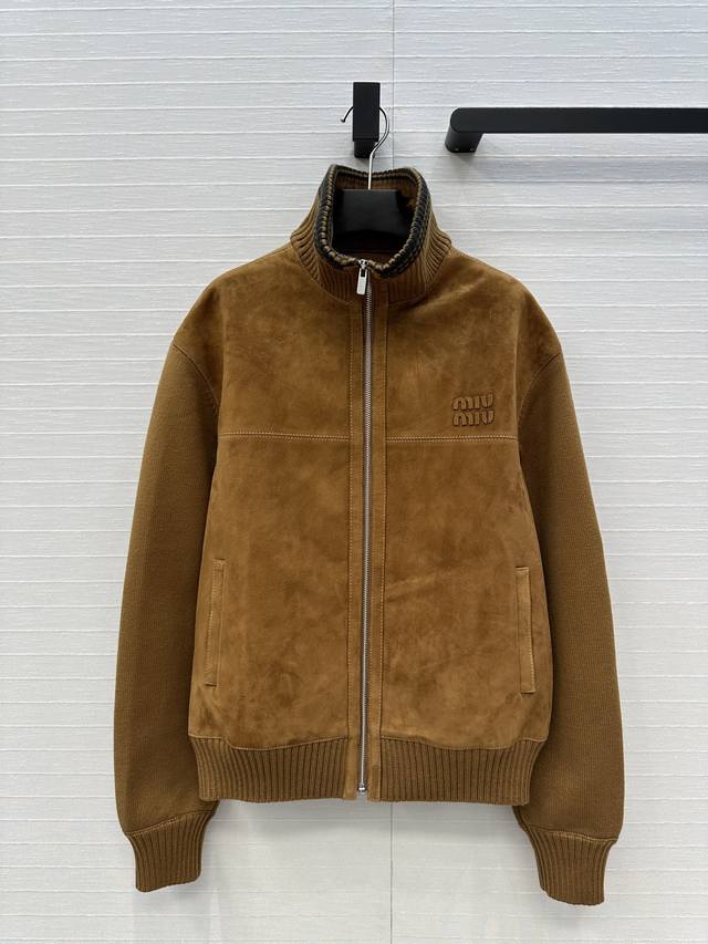独家首发高端品质控必入！Miu系少女可露丽风 麂皮绒翻立领夹克外套拼接重磅螺纹纱线针织工艺质感无敌赞！100%进口麂皮绒小羊皮，甜酷的休闲少女风搭配反差感，经典